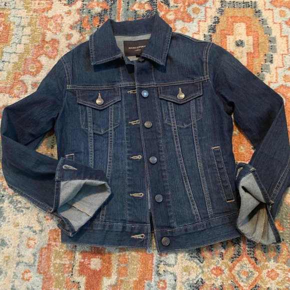 Banana Republic XS denim jacket - Picture 3 of 6